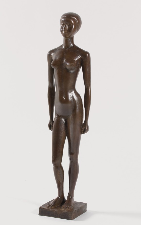 Bronzefarbene stehende Mädchenfigur