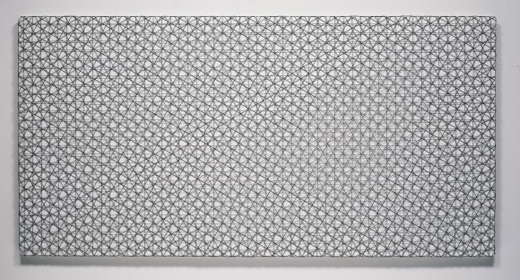 Ein Werk von François Morellet in schwarz - weiss.